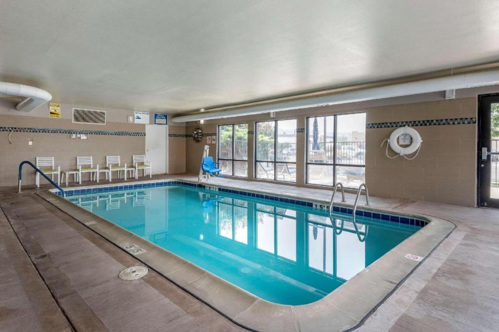 Comfort Inn & Suites Fruita Eksteriør billede
