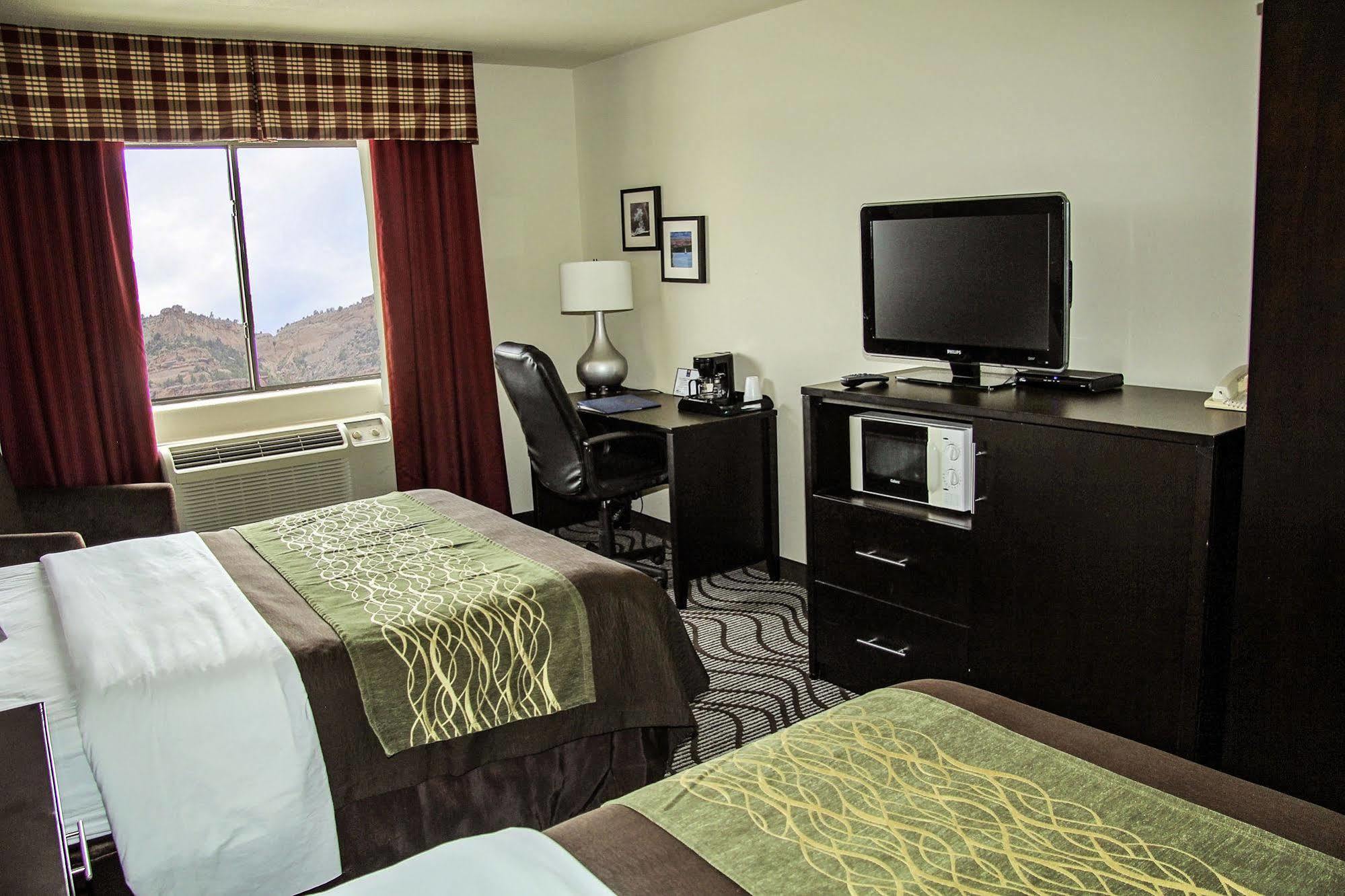 Comfort Inn & Suites Fruita Eksteriør billede