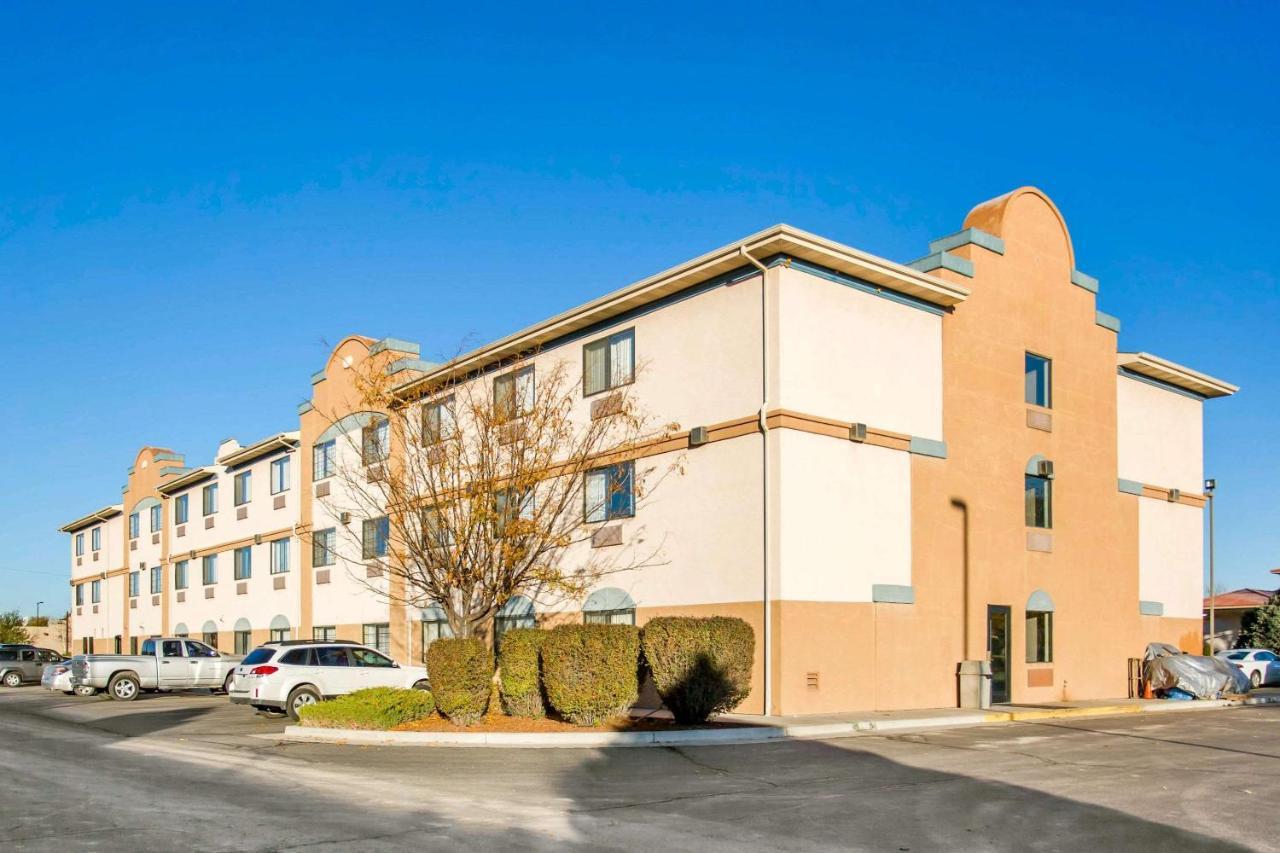 Comfort Inn & Suites Fruita Eksteriør billede